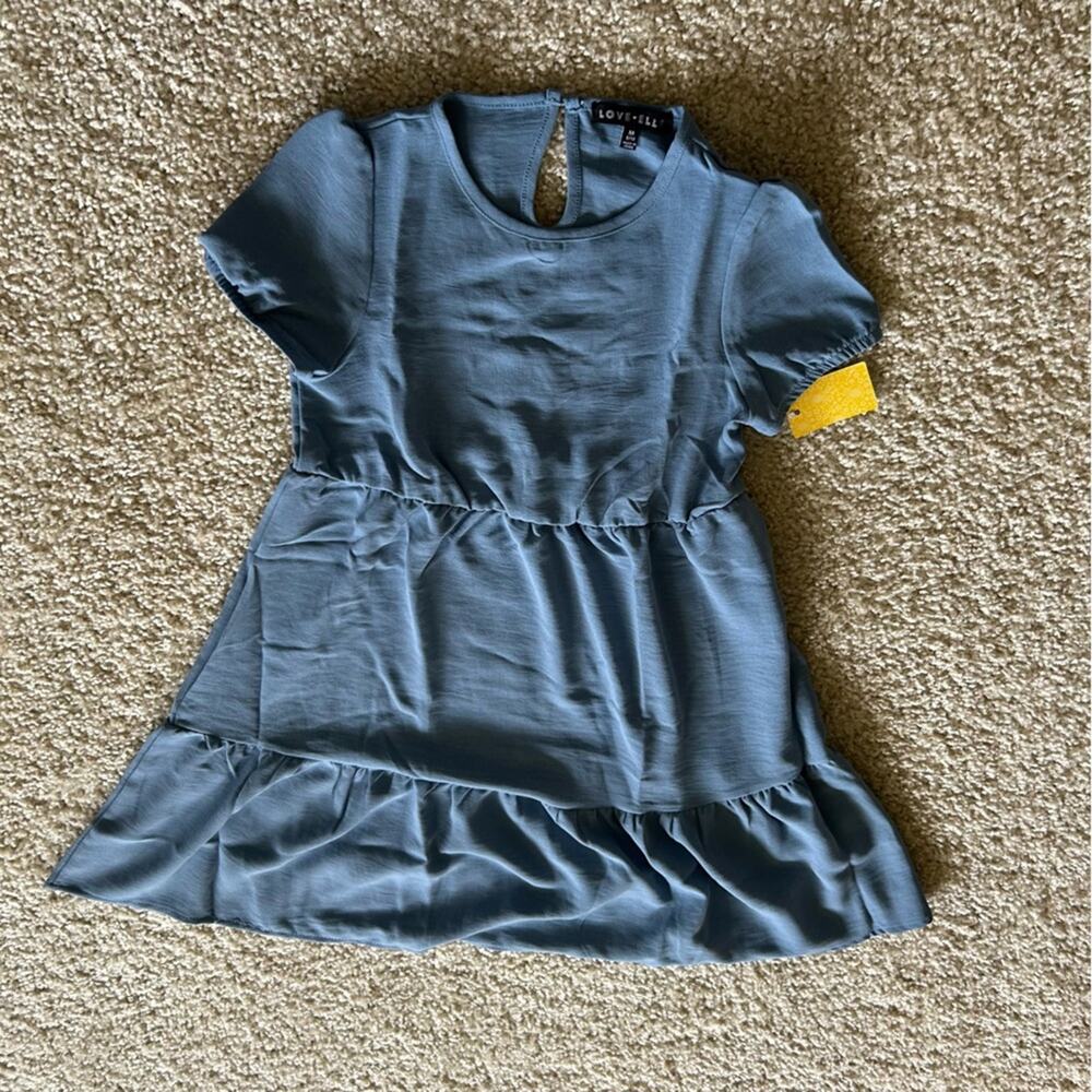 NWT Love Ellie‎ Short Sleeve Keyhole Cutout Dress Size Medium 8/10